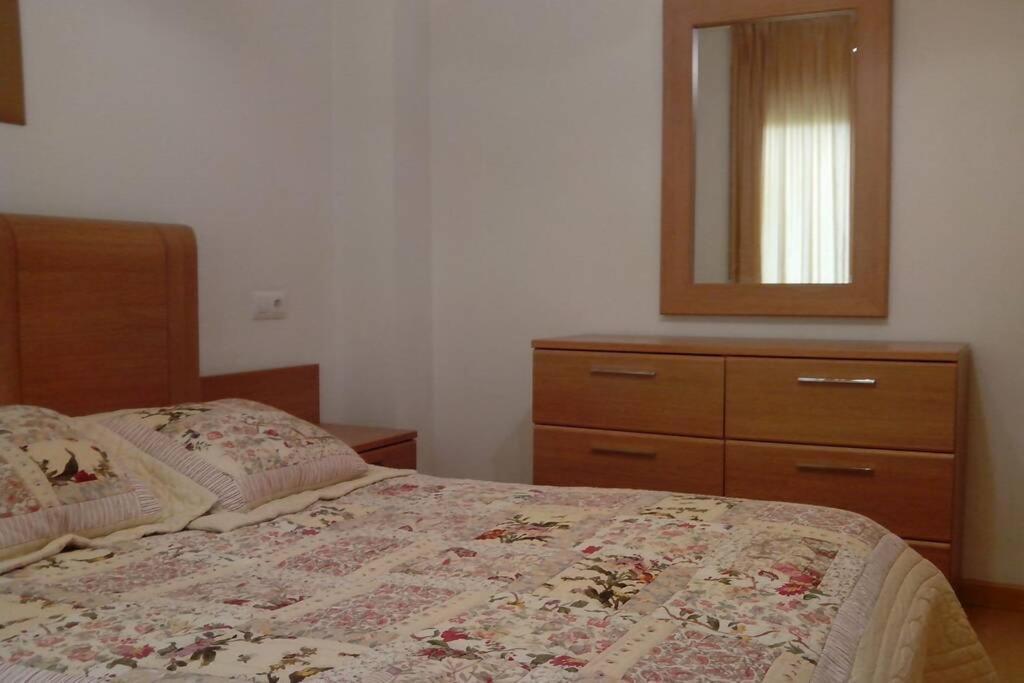 Bonito Apartamento De 3 Hab. Con Jardin 罗萨斯 外观 照片