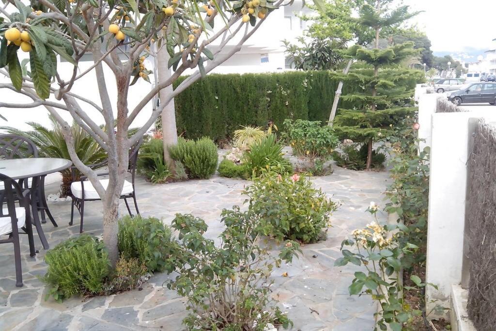 Bonito Apartamento De 3 Hab. Con Jardin 罗萨斯 外观 照片